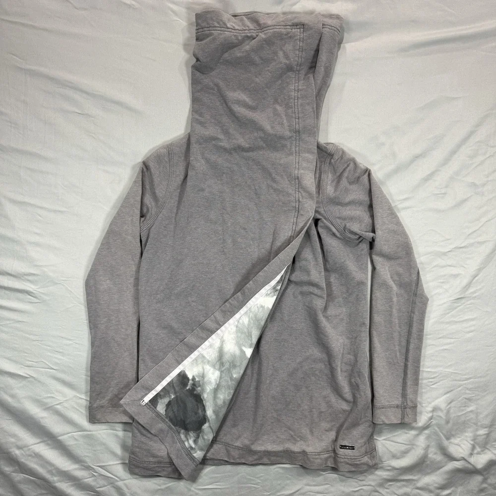 Lululemon Savasana Gray Watercolor Wrap Cardigan Funnel Jacket‎ Snap Button Sz 6